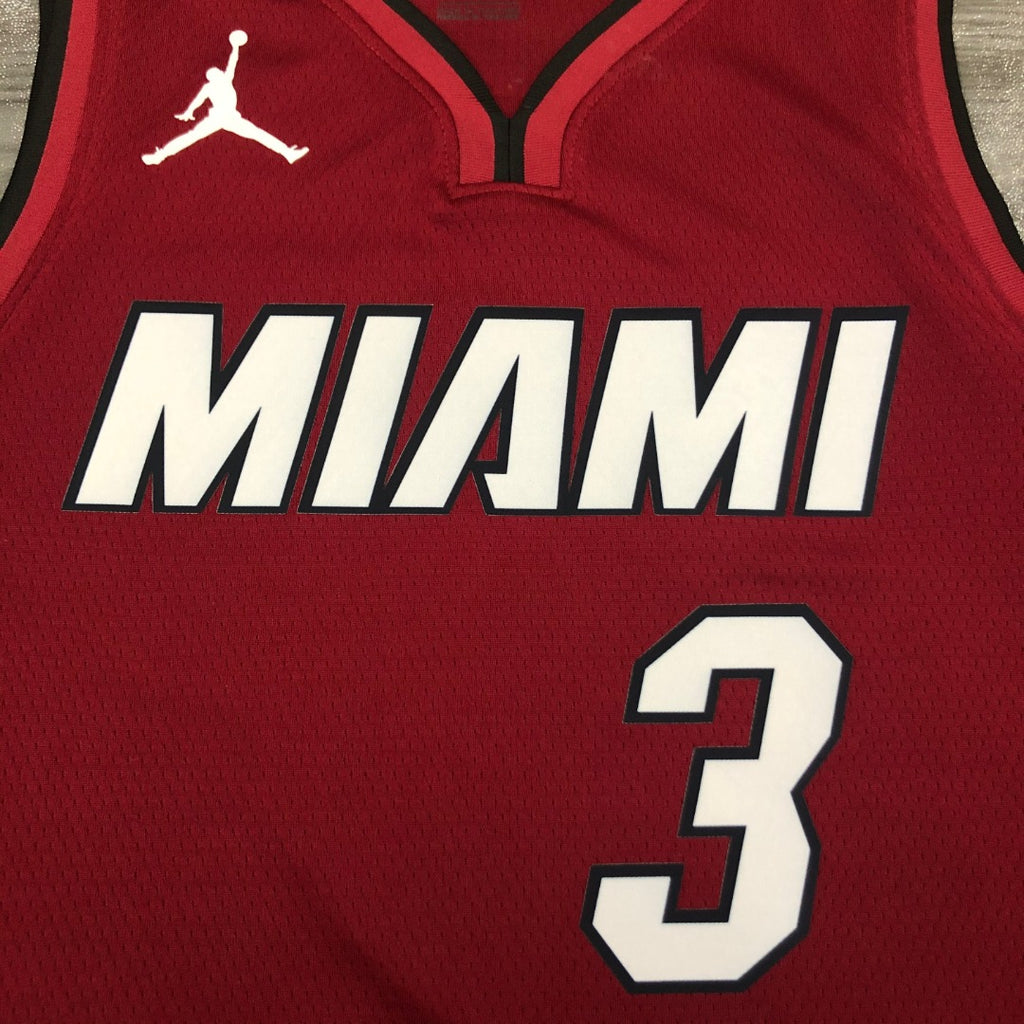 Dwyane Wade Jersey – NBA Miami Heat #3 (Maroon)