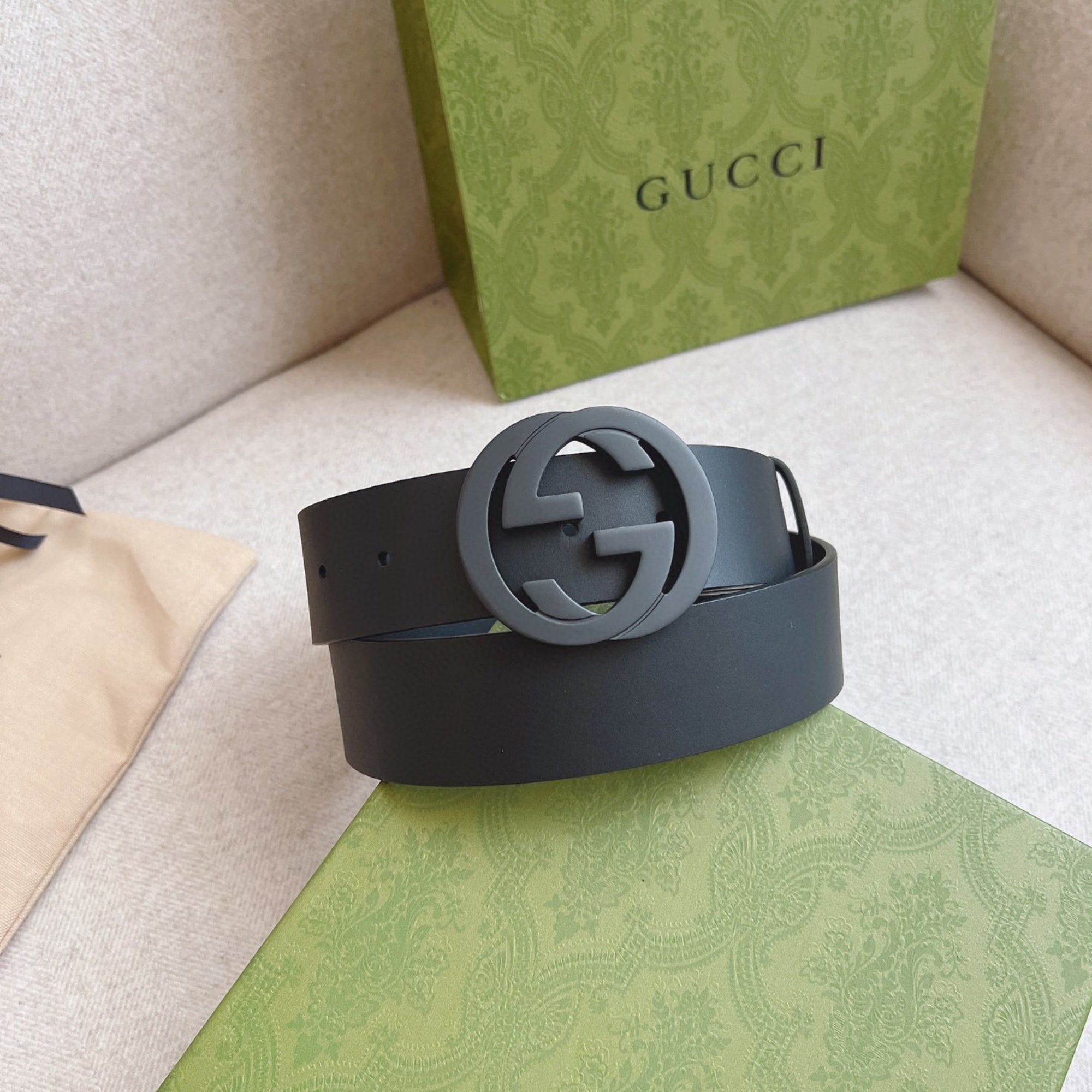 Gucci Men's Leather Belt – 3.8cm Width
