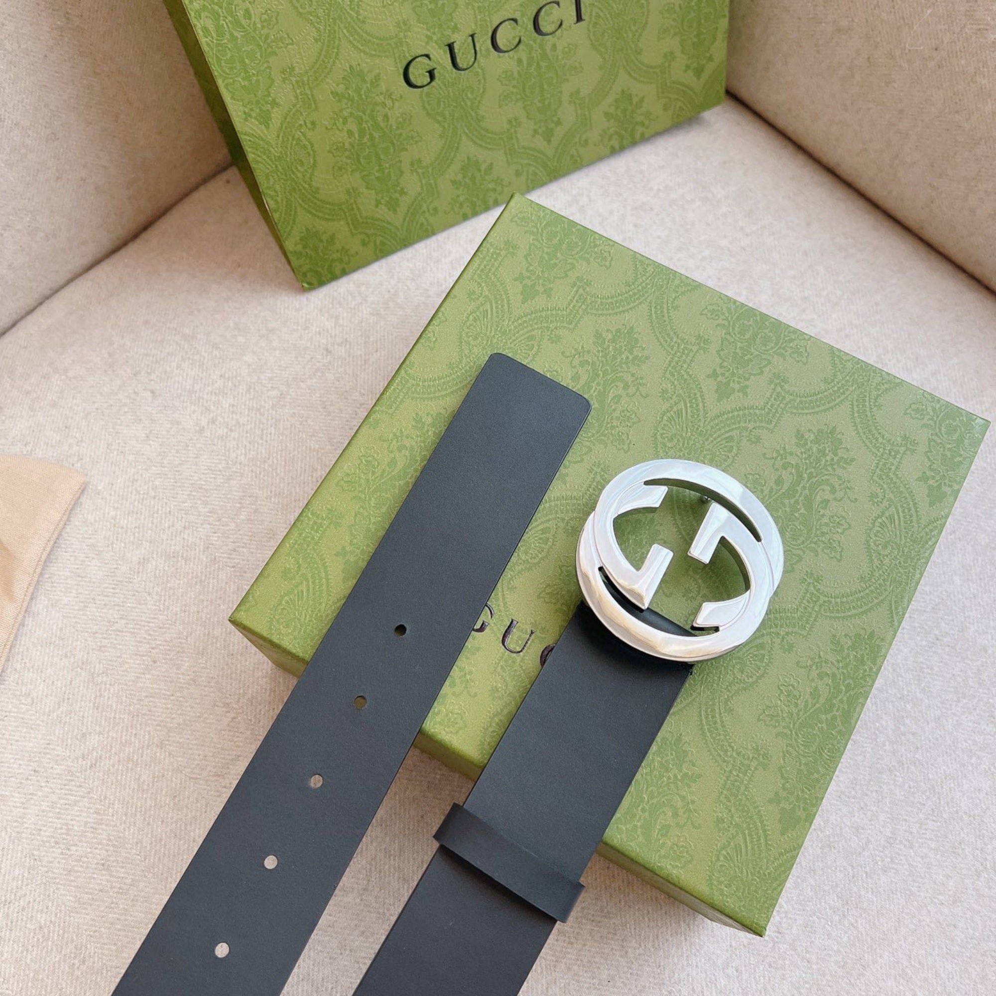 Gucci Men's Leather Belt – 3.8cm Width