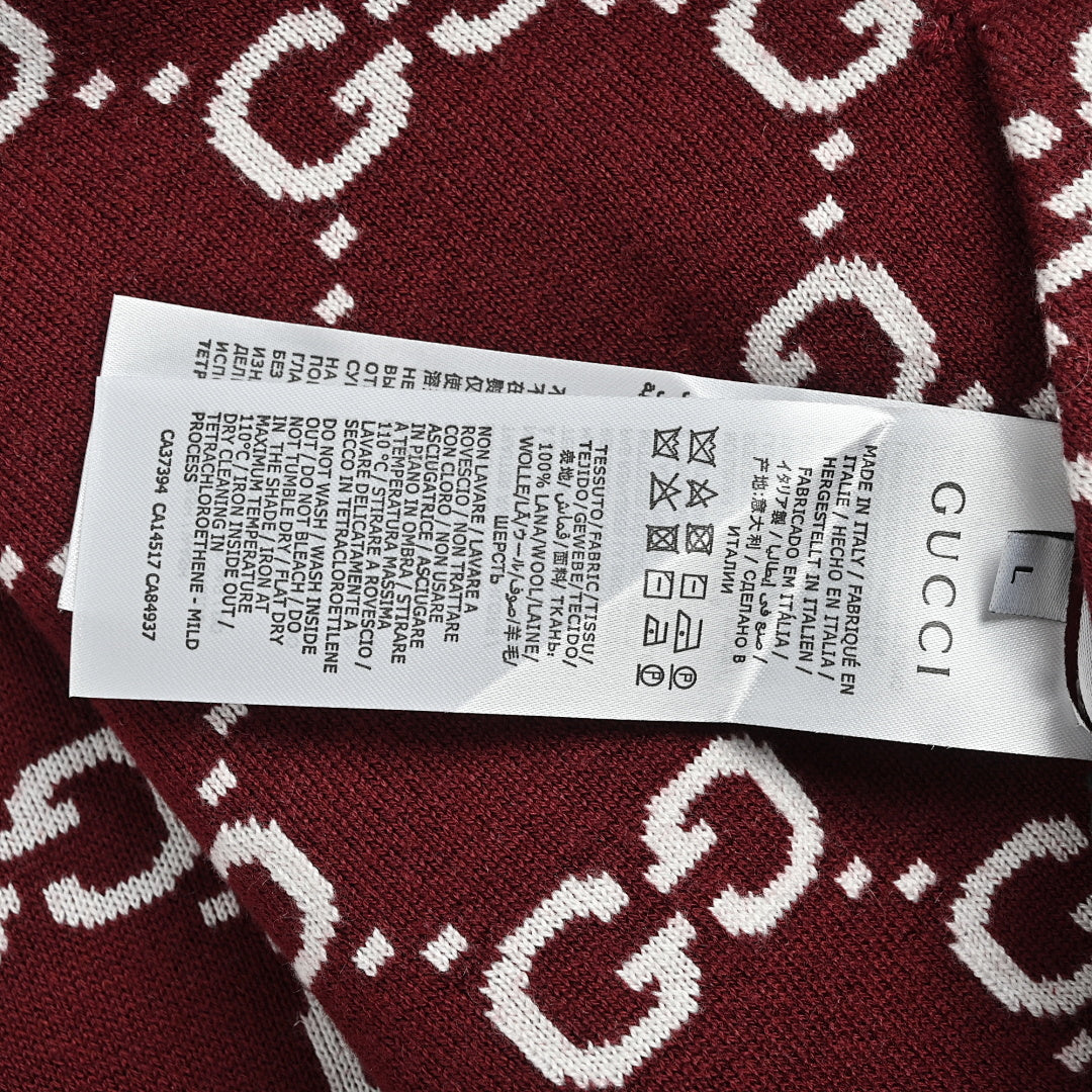Gucci Reversible GG-Pattern Cashmere Knit Jacket