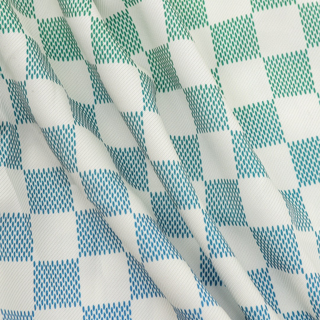 Louis Vuitton New Gradient Damier Shorts